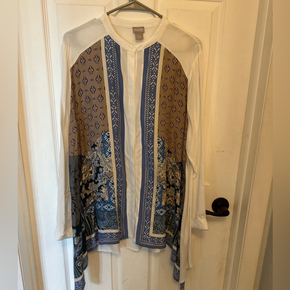 Chico's Button Down Tunic Blouse Sharkbite Size 2/L Kimono Collar Handkerchief.